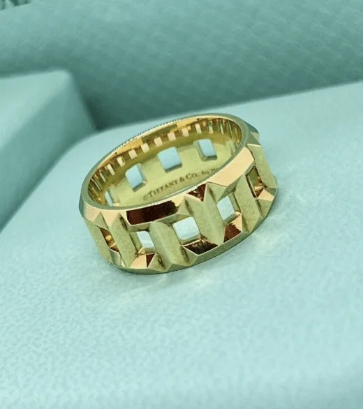 Tiffany & Co. T True Ring 8 mm breit 750er Gelbgold Gr. 52