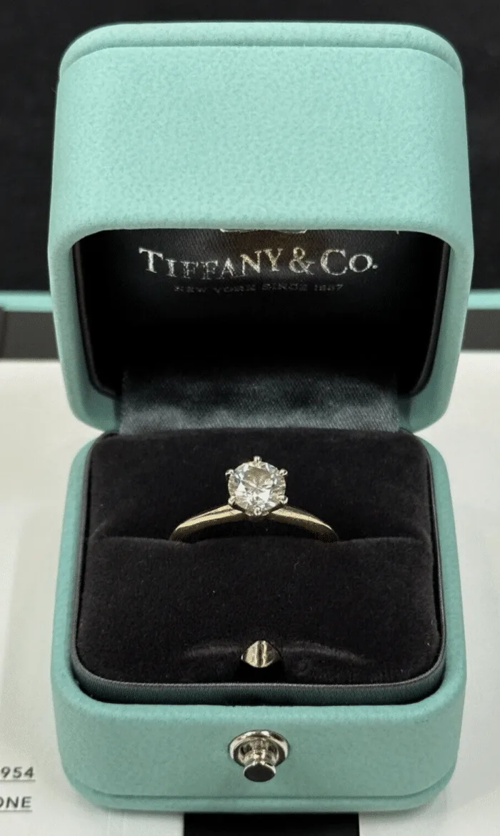 Tiffany & Co. Verlobungsring 1.0 Karat Diamant Gold und Platin